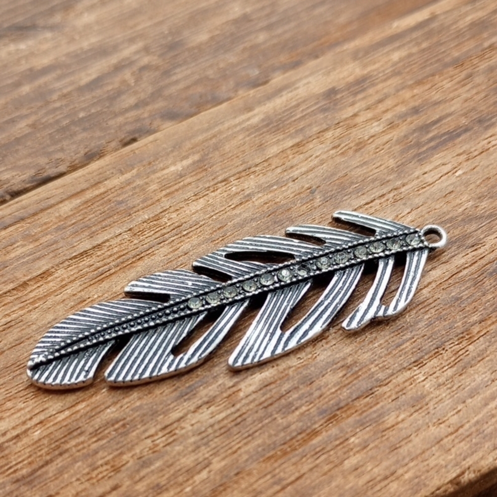 Silver Tone Feather Pendant with Rhinestone Spine P245 Bohemian